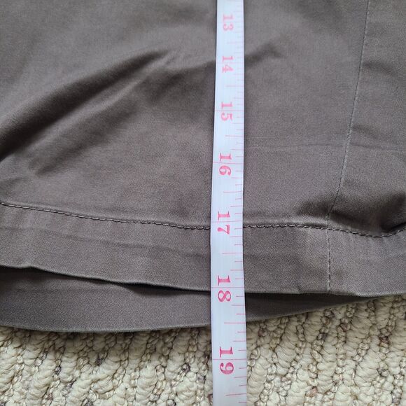 Banana Republic Womens Bermuda Short Size 4 Gray Chino Summer Neutral Stretch - Picture 7 of 9